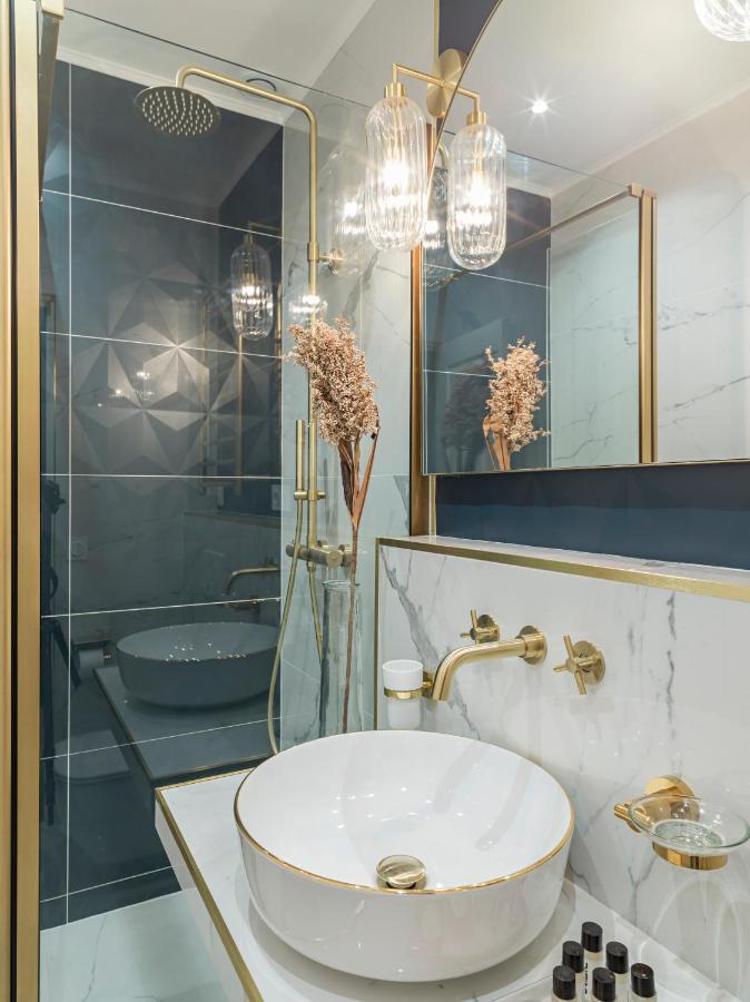 The Pompadour Suite Париж Екстер'єр фото